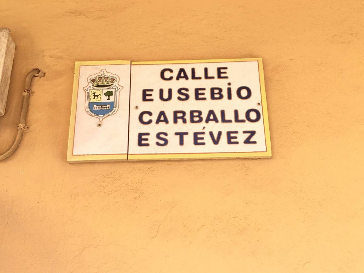 Calle Eusebio Carballo Estevez Коральео Экстерьер фото